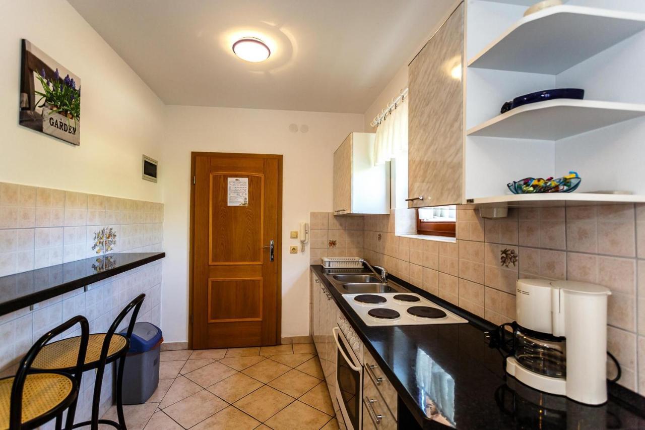 Appartement Adrijana à Krk Town Extérieur photo